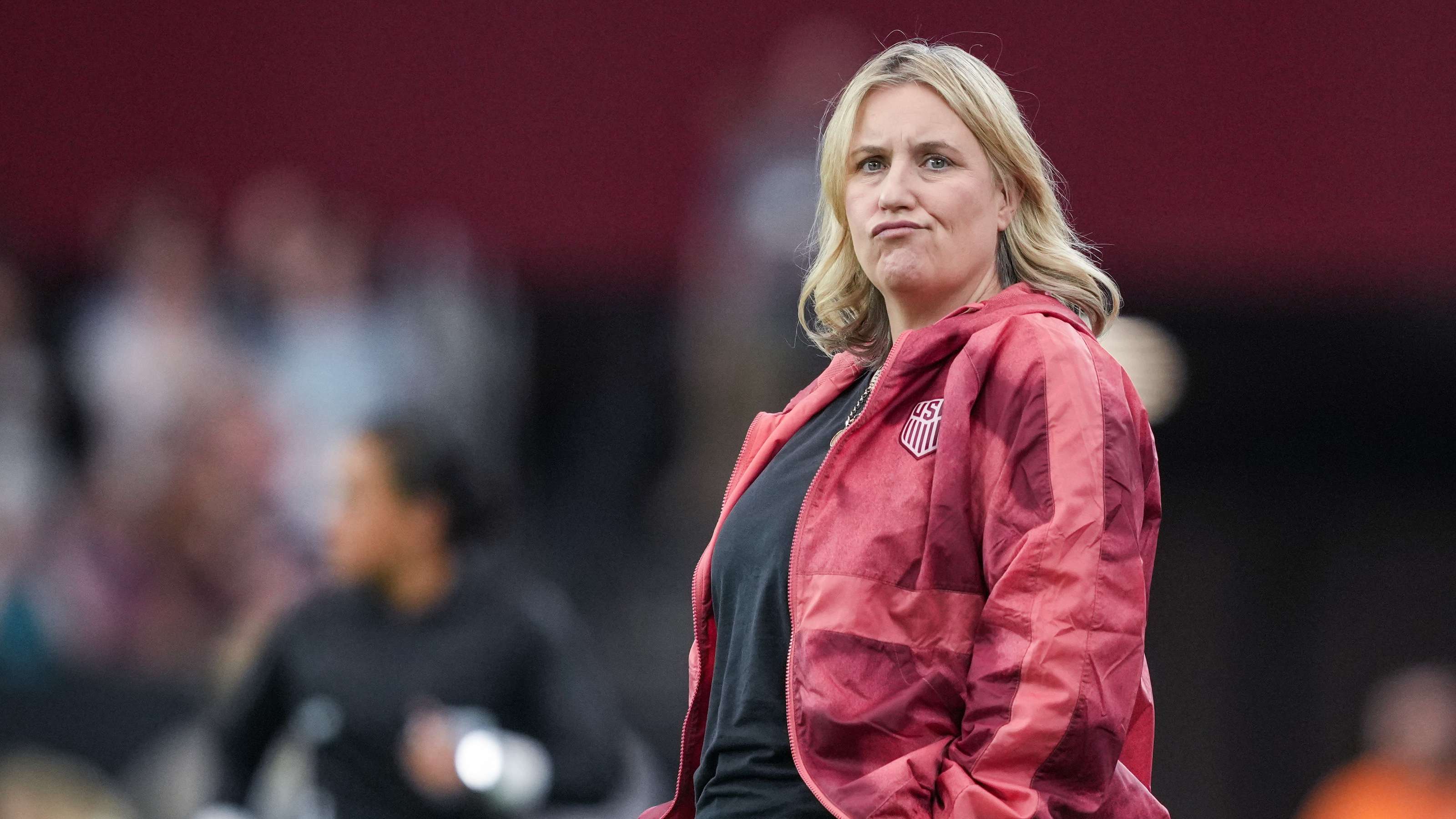 粉圈消息：莎莎要退出3月份的重庆冠军赛／仁川冠军赛，也有可能全退14亮23回复.